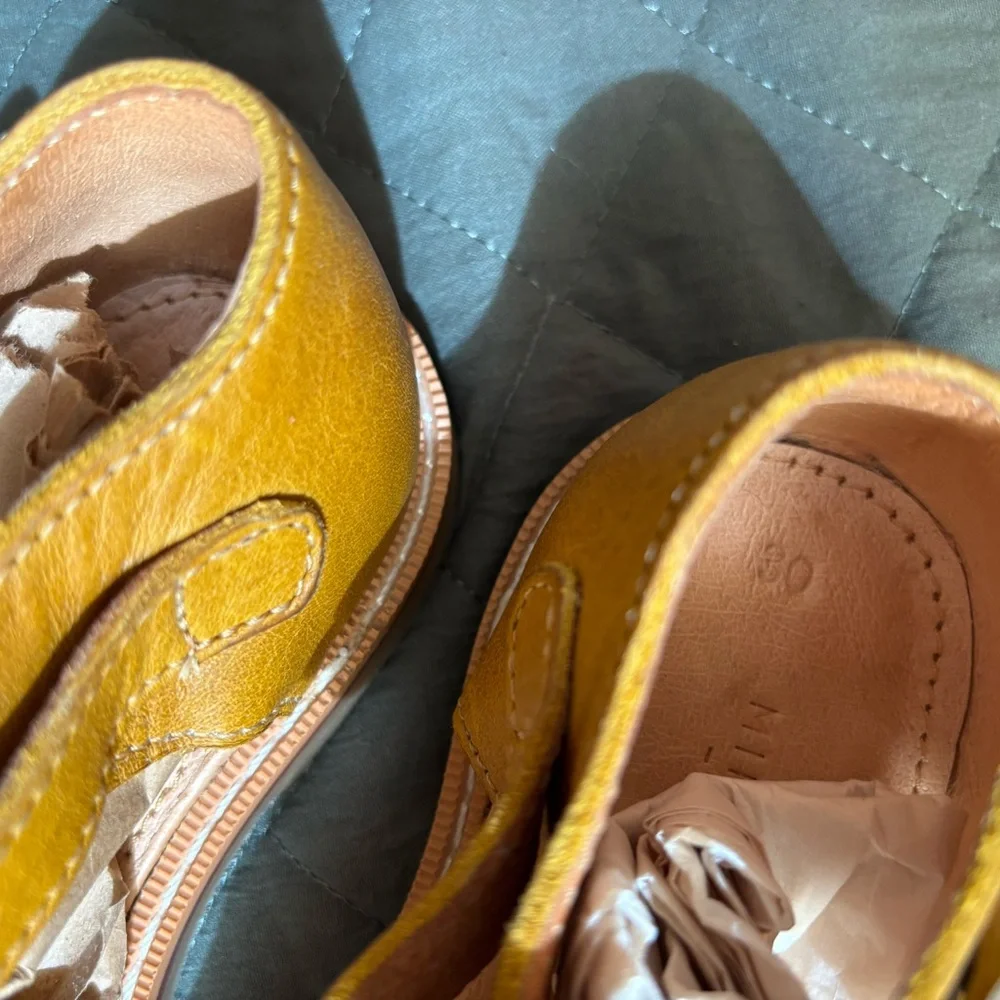 Mikoleon | Leather Camperas Mustard Kids